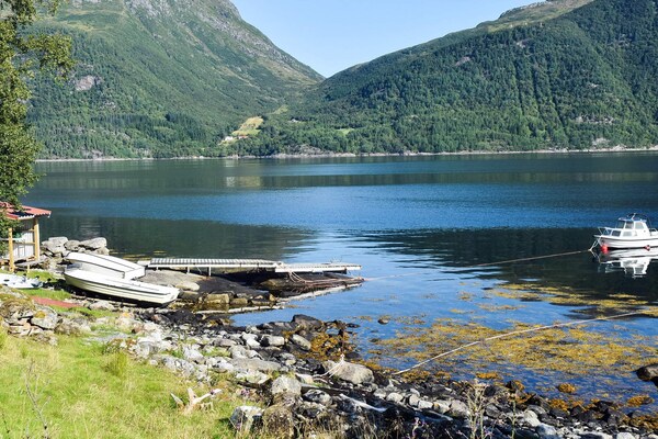Foto van 7 Personen vakantie huis in VÅGLAND - Vakantiehuis in Vågland - WaterView