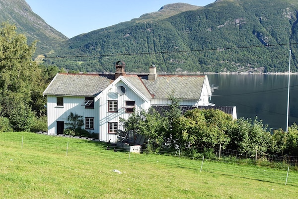 Foto van 7 Personen vakantie huis in VÅGLAND - Vakantiehuis in Vågland - Outdoor