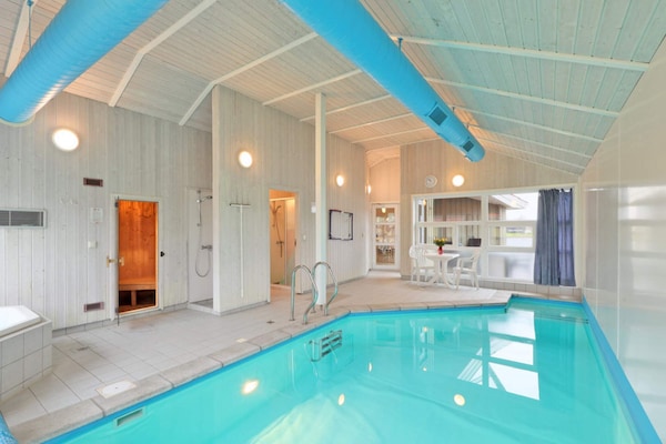 Foto van 4 sterren vakantie huis in Ottendorf - Vakantiehuis in Ottendorf - Pool