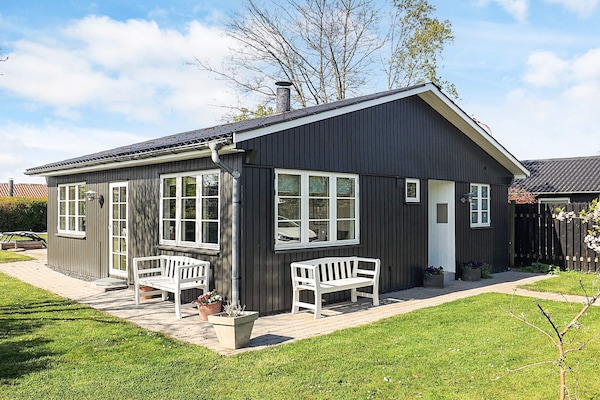 Foto van Gezellig zomerhuis nabij Ore Strand - Vakantiehuis in Vordingborg - Outdoor