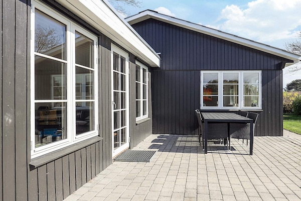 Foto van Gezellig zomerhuis nabij Ore Strand - Vakantiehuis in Vordingborg - View