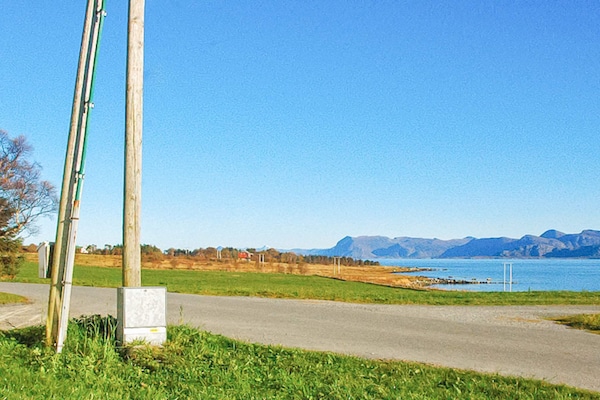 Foto van 6 Personen vakantie huis in Fjørtoft - Vakantiehuis in Fjørtoft - Outdoor