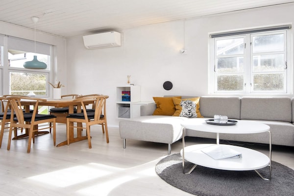 Foto van Gezellig toevluchtsoord nabij strand -- By Traum Ferienwohnungen - Indoor