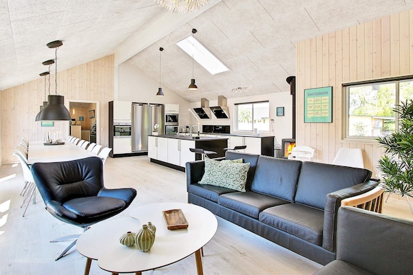 Foto van 22 persoons vakantie huis in Nexø - Vakantiehuis in Nexø - Indoor