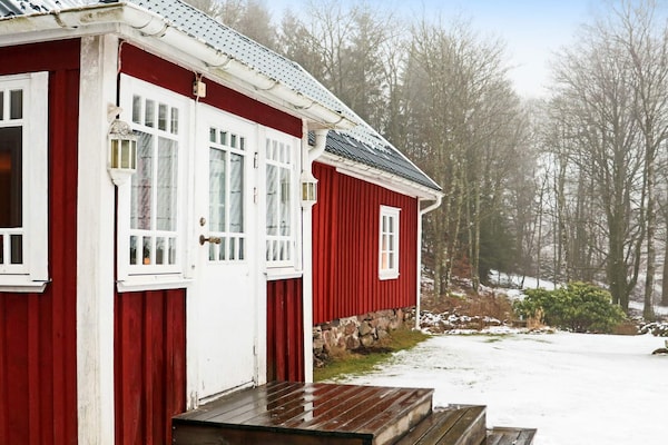 Foto van Vakantiehuis met 3 slaapkamers en sauna - Vakantiehuis in ULLARED - Outdoor