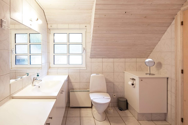 Foto van Luxe strandhuis Marielyst - Vakantiehuis in Væggerløse - Indoor