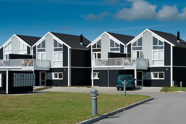 Foto van 6 persoons vakantie huis op een vakantie park in Løkken - Outdoor