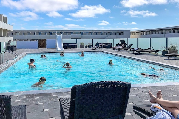 Foto van 6 persoons vakantie huis op een vakantie park in Løkken - Pool