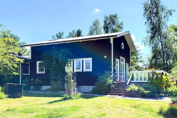 Foto van Kusthuisje met terras en barbecue - Vakantiehuis in FRÄNDEFORS - Outdoor