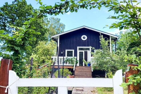 Foto van Kusthuisje met terras en barbecue - Vakantiehuis in FRÄNDEFORS - Outdoor