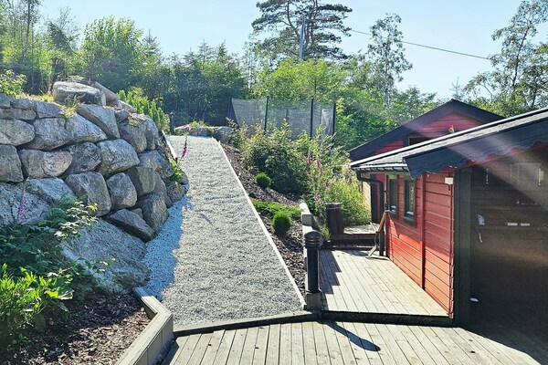 Foto van 6 Personen vakantie huis in lyngdal - Vakantiehuis in Lyngdal - Outdoor