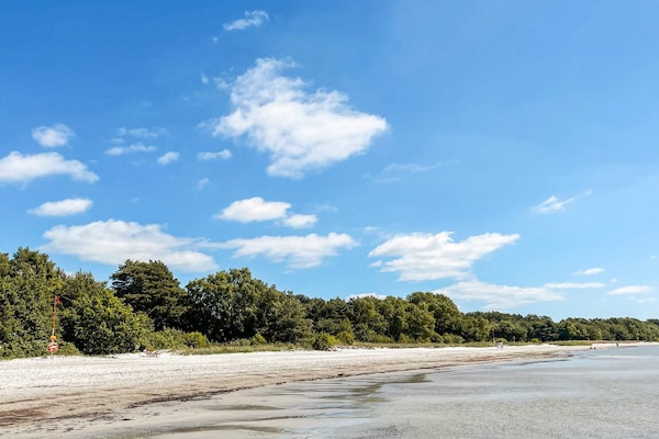 Foto van Gezellig strandhuisje in Grammahagen - Vakantiehuis in SÖLVESBORG - Outdoor