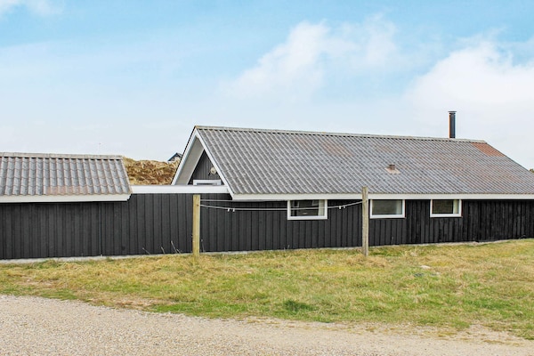 Foto van Modern Strandhuis -- By Traum Ferienwohnungen - Vakantiehuis in Vejers Strand - WaterView