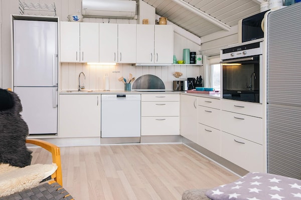 Foto van Modern Strandhuis -- By Traum Ferienwohnungen - Vakantiehuis in Vejers Strand - Indoor