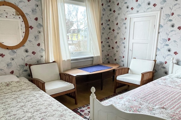 Foto van Vakantiehuis in Ruda met terras - Vakantiehuis in Ruda - Indoor