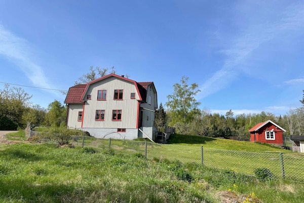 Foto van Afgelegen huis met tuin en meren - Vakantiehuis in Kristdala - Outdoor