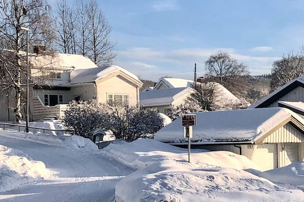 Foto van 6 Personen vakantie huis in Lillehammer - Vakantiehuis in Lillehammer - Outdoor