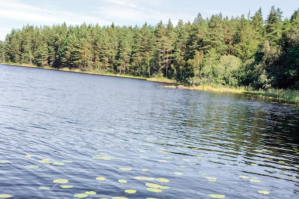 Foto van Zomerverblijf bij het meer in Sormland - Vakantiehuis in Ärla - Untagged