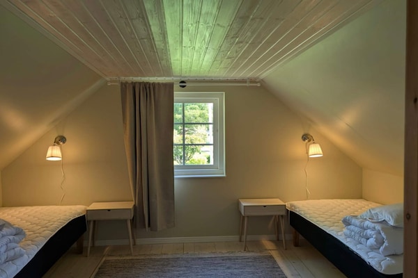 Foto van Rustig toevluchtsoord op het platteland met terras - Indoor