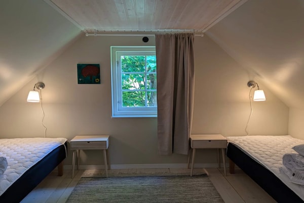 Foto van Rustig toevluchtsoord op het platteland met terras - Indoor