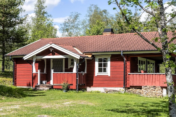 Foto van Rustig vakantiehuisje aan het meer van Gopen - Vakantiehuis in SÅGMYRA - Outdoor