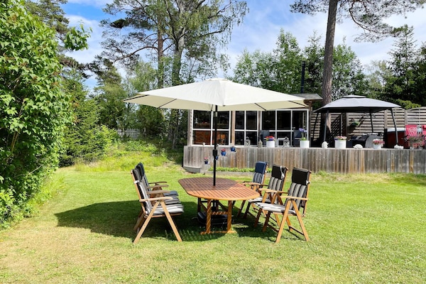 Foto van Gezellig zomerverblijf in Graddo - Vakantiehuis in Gräddö - Outdoor