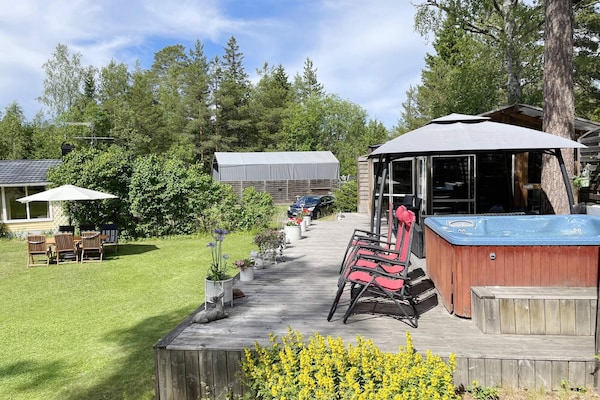 Foto van Gezellig zomerverblijf in Graddo - Vakantiehuis in Gräddö - Outdoor