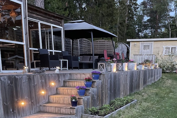 Foto van Gezellig zomerverblijf in Graddo - Vakantiehuis in Gräddö - Outdoor