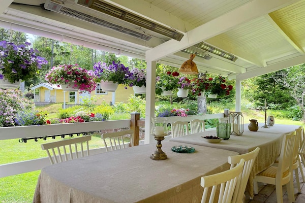 Foto van Gezellig zomerverblijf in Graddo - Vakantiehuis in Gräddö - Outdoor