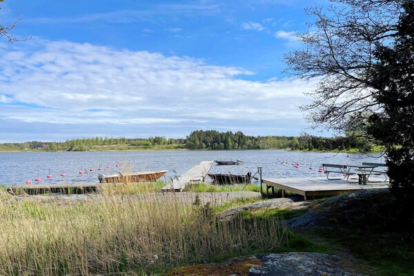 Foto van Gezellig zomerverblijf in Graddo - Vakantiehuis in Gräddö - Untagged