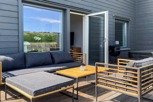 Foto van Vakantiehuis vlakbij het strand van Morbylanga - Vakantiehuis in MÖRBYLÅNGA - Outdoor