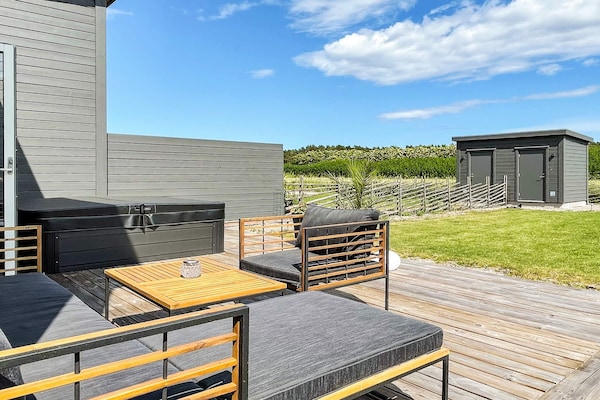 Foto van Vakantiehuis vlakbij het strand van Morbylanga - Vakantiehuis in MÖRBYLÅNGA - Outdoor