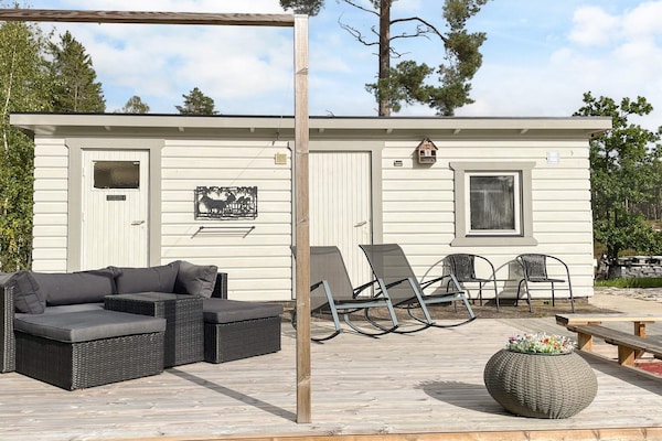 Foto van Villa in de archipel met zwembad en terras - Vakantiehuis in GAMLEBY - Outdoor