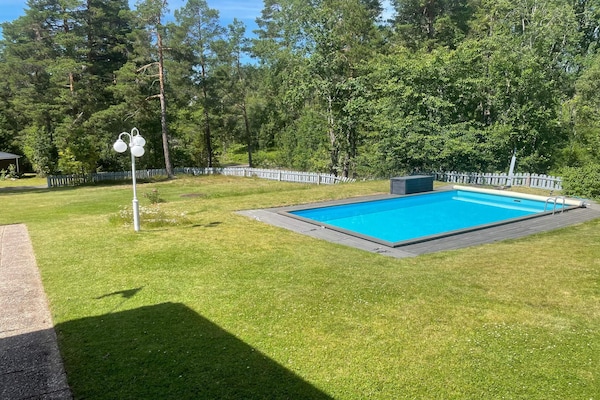 Foto van Villa in de archipel met zwembad en terras - Vakantiehuis in GAMLEBY - Outdoor