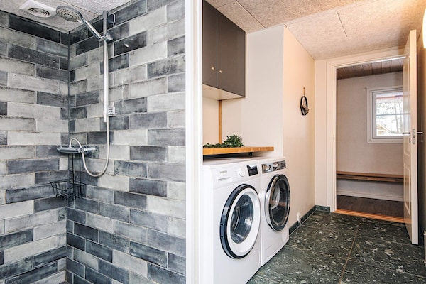 Foto van Gerenoveerd vakantiehuis met spa - Vakantiehuis in Blåvand - Indoor