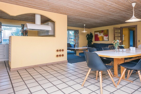 Foto van 12 Personen vakantie huis in Oksbøl - Vakantiehuis in Oksbøl - Indoor