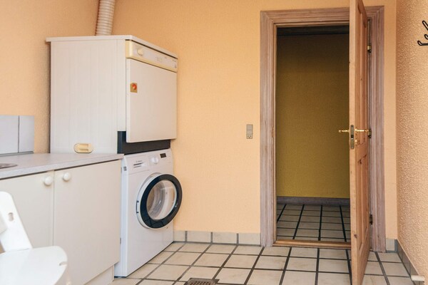 Foto van 12 Personen vakantie huis in Oksbøl - Vakantiehuis in Oksbøl - Indoor