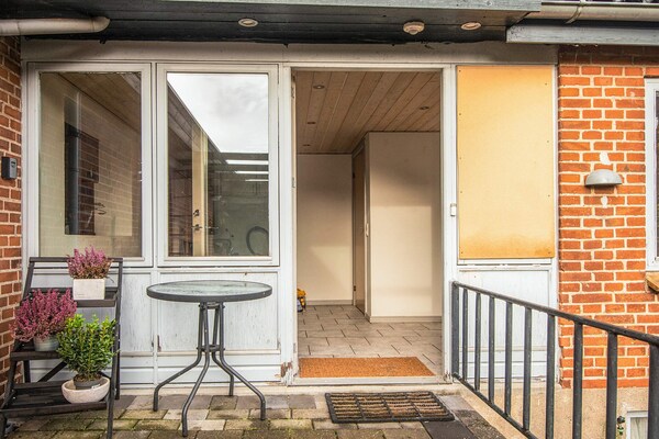 Foto van Activiteitenhuis midden in het internaat - Vakantiehuis in Bording - View
