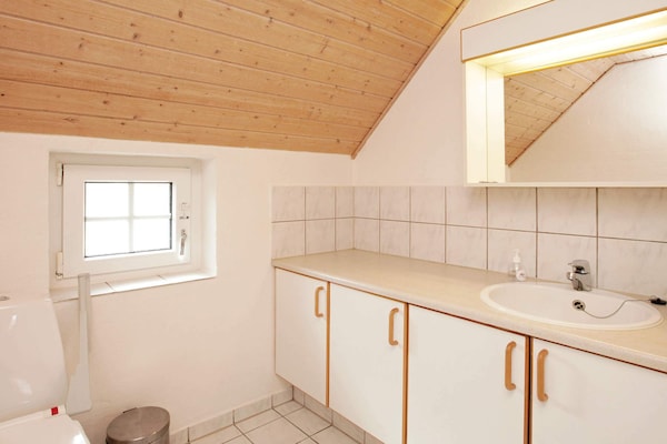 Foto van Luxe zwembad retraite -- By Traum Ferienwohnungen - Vakantiehuis in Ulfborg - Indoor