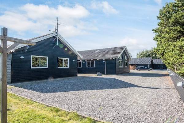 Foto van Luxe vakantieverblijf in Blavand - Vakantiehuis in Blåvand - View