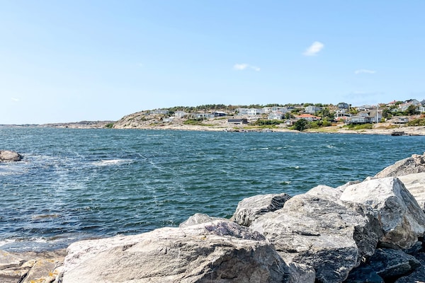 Foto van Kustwoning in Sandvik met zwembad - Vakantiehuis in TORSLANDA - Outdoor