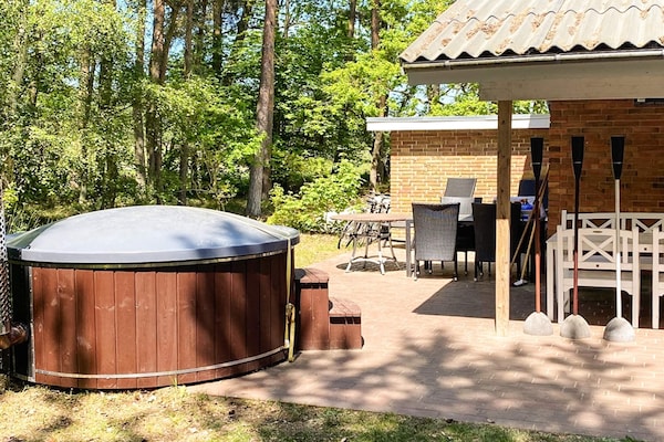 Foto van 8 Personen vakantie huis in Aakirkeby - Vakantiehuis in Aakirkeby - Outdoor