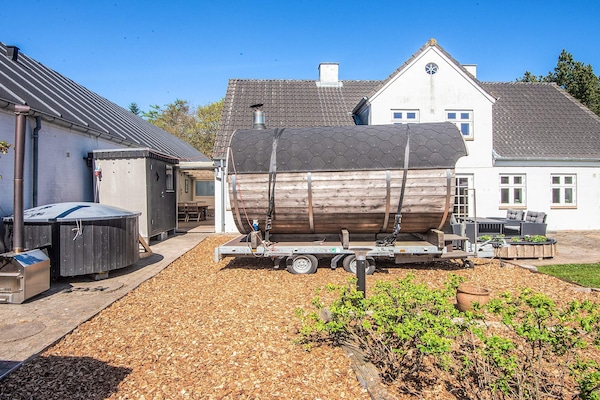 Foto van 14 Personen vakantie huis in Ribe - Vakantiehuis in Ribe - Outdoor