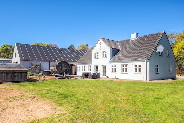 Foto van 14 Personen vakantie huis in Ribe - Vakantiehuis in Ribe - Outdoor