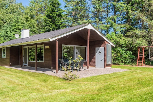 Foto van 6 Personen vakantie huis in Hadsund - Vakantiehuis in Hadsund - Outdoor
