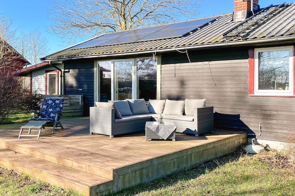 Foto van 6 Personen vakantie huis in LÖTTORP - Vakantiehuis in LÖTTORP - Outdoor