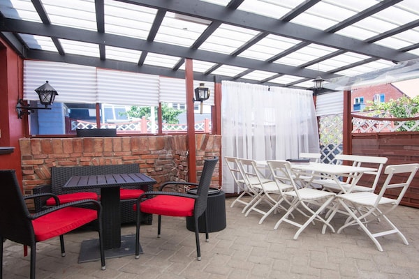 Foto van Ringkøbing herenhuis met spa en activiteitenruimte - View