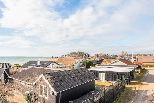 Foto van 6 Personen vakantie huis in Rønde - Vakantiehuis in Rønde - Outdoor