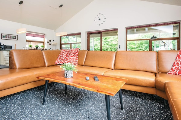 Foto van 12 Personen vakantie huis in Oksbøl - Vakantiehuis in Oksbøl - Indoor