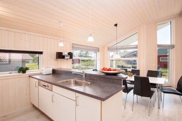 Foto van Modern Baltisch toevluchtsoord met privésauna - Vakantiehuis in Großenbrode - Indoor